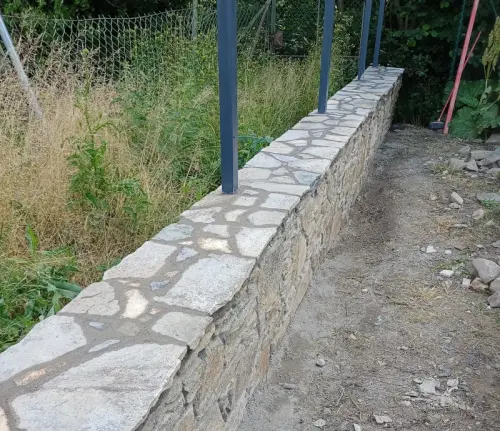 Kamenná zeď 4